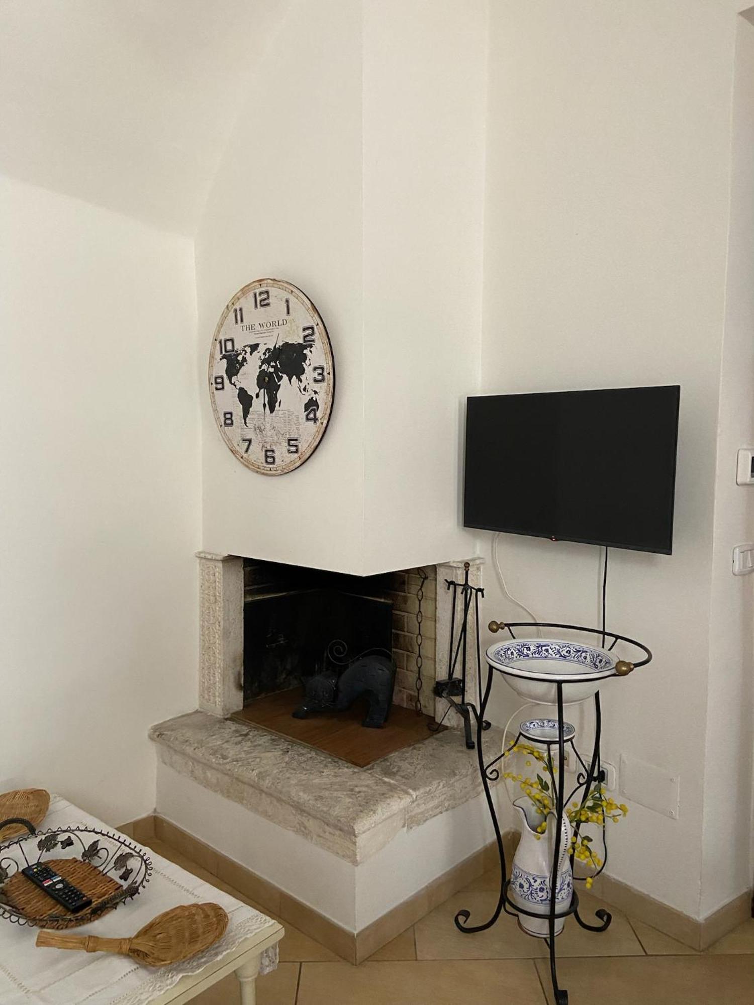 Appartamento Terni Centro ภายนอก รูปภาพ