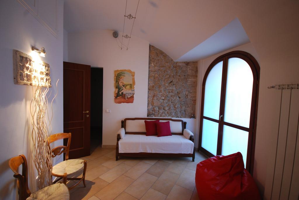 Appartamento Terni Centro ภายนอก รูปภาพ
